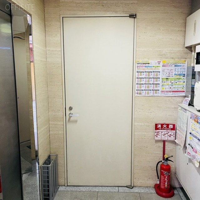 KHビル エントランス