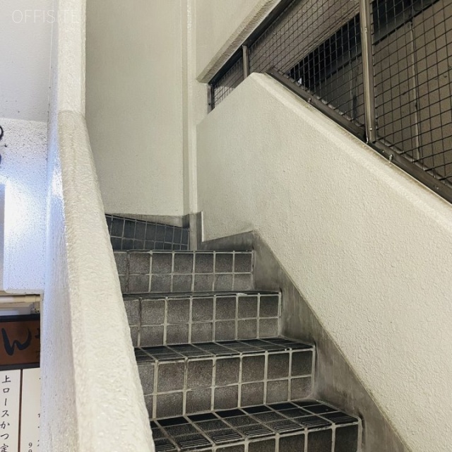 NCO神田小川町　階段