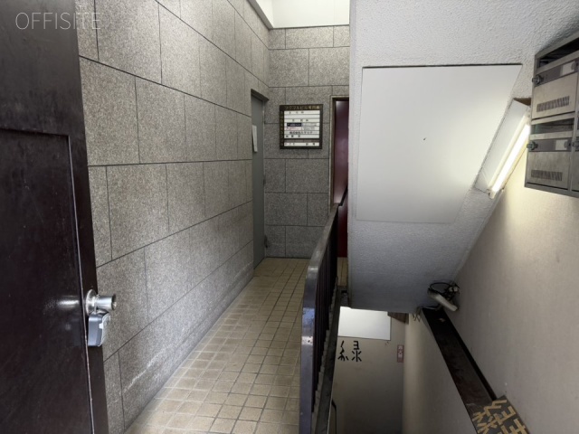 FMビル　エントランス