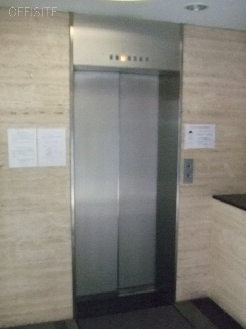 TIZビル 画像