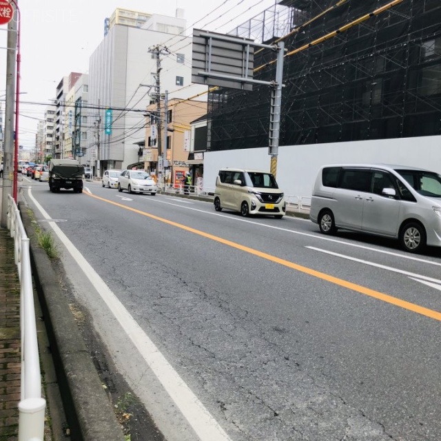 ニッセイ船橋ビル 前面道路