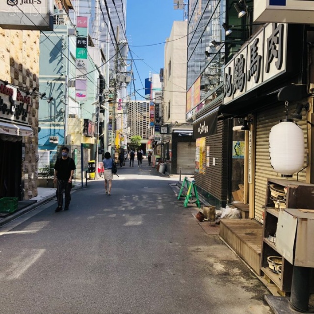 中櫻(ちゅうおう)ビル ビル前面道路