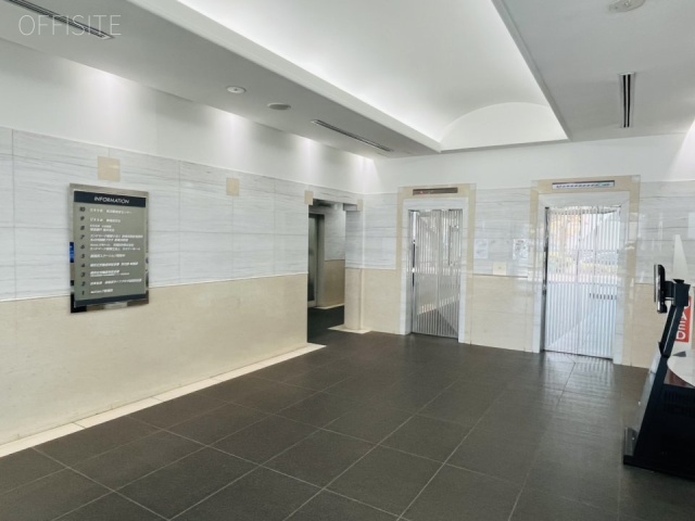 日本生命新横浜ビル エントランス