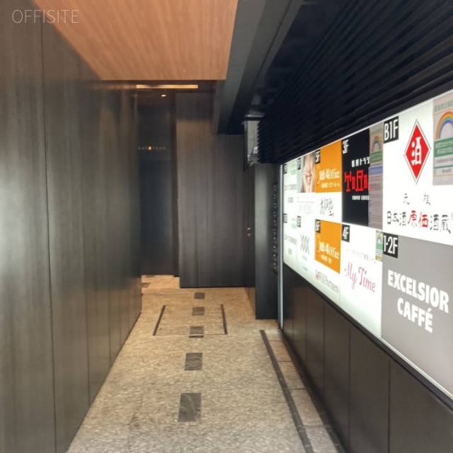 TH西新宿ビル エントランス