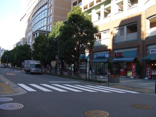 岡本ビル 画像