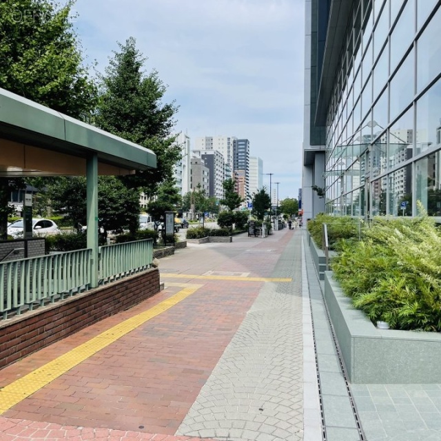 アーバンネット名古屋ネクスタビル 前面歩道