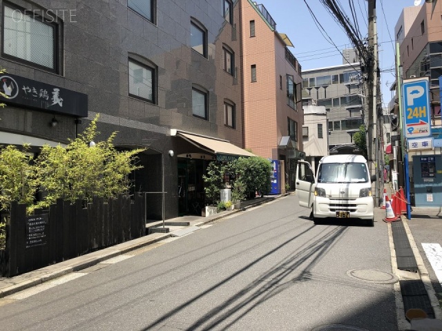 第2いさみやビル ビル前面道路