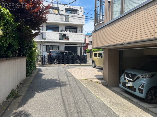 日報ビル 周辺