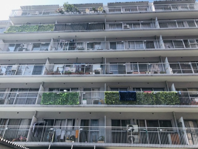 西新宿ハウス 外観