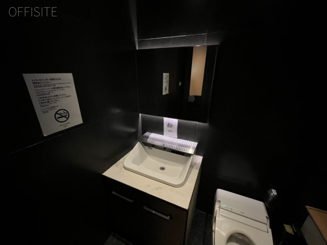 ラ・ポルト青山 エントランス