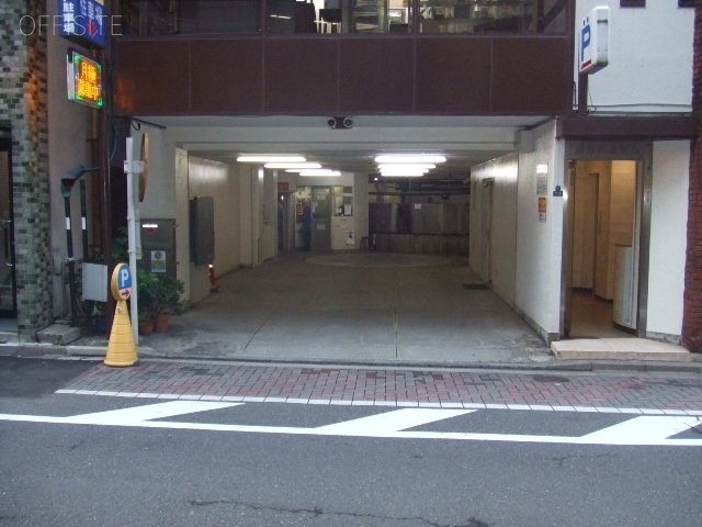 第3森川ビル 駐車場