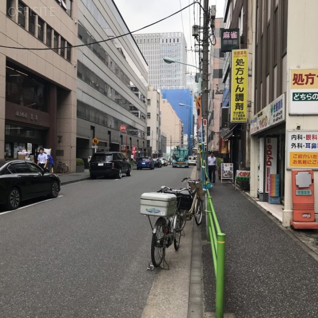 ヤサカ八丁堀ビル　ビル前面道路