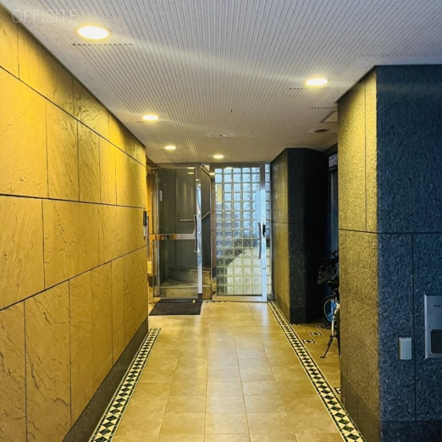 彩風館 エントランス