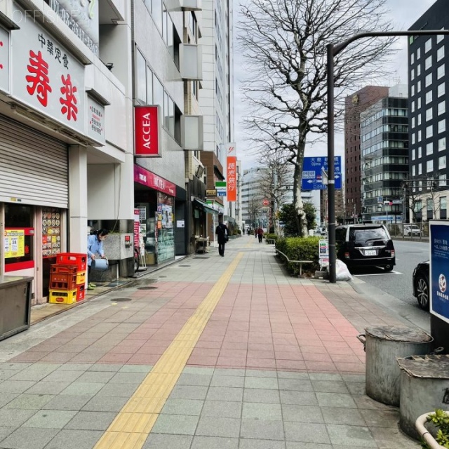 エミタ銀座イーストビル　ビル前面道路