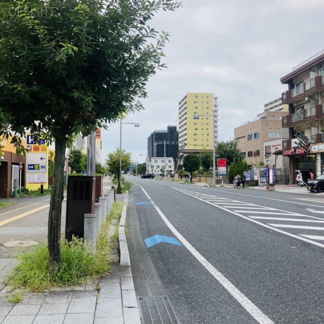 ウェルネスキューブ大宮 前面道路