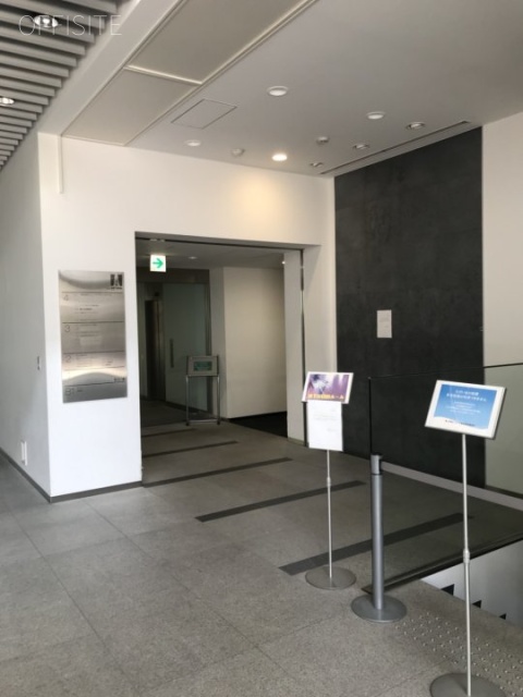青山学院アスタジオ エントランス