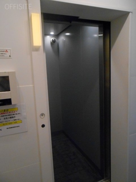 Gyoen Rビル エレベーター
