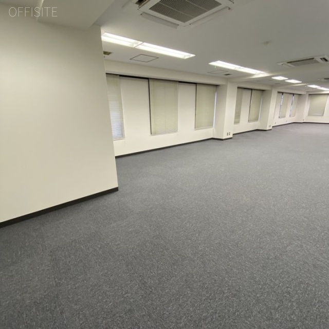 銀座アルカビル 室内