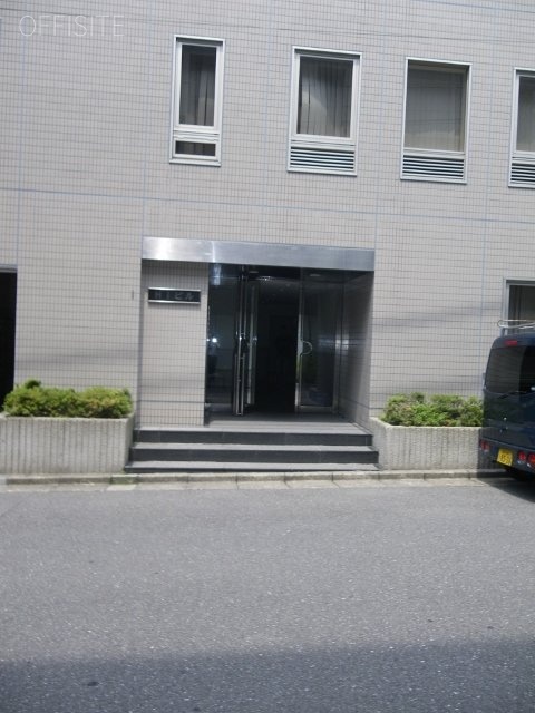 HIビル　エントランス