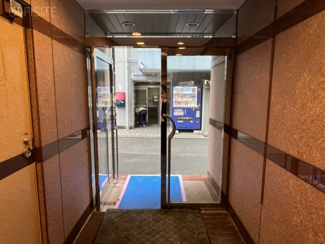 日本屋ビル　エントランス