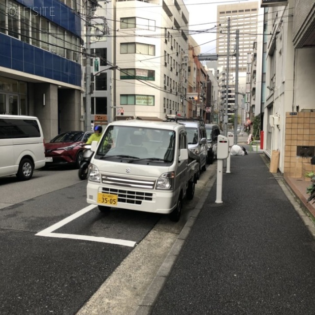 NTKビル ビル前面道路