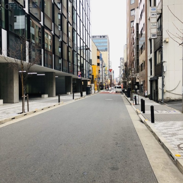 日本橋藤ビル ビル前面道路