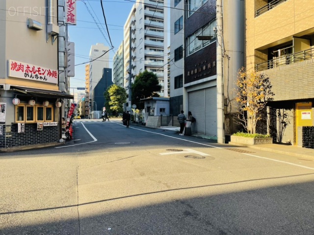 内田ビル 前面道路