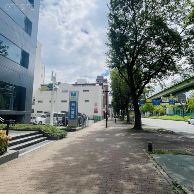 MKD名古屋ビル 前面歩道