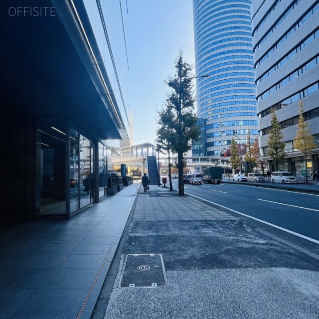 新横浜SHビル 前面道路