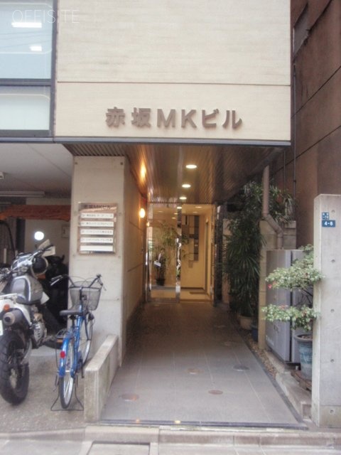 一光赤坂ビル エントランス