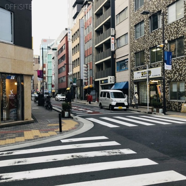 第一電建ビル ビル前面道路