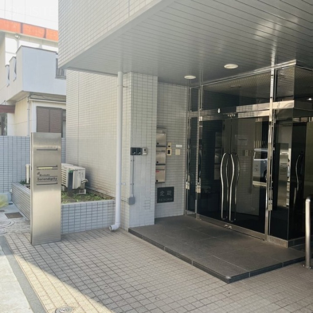 フォーカス立川ビル エントランス