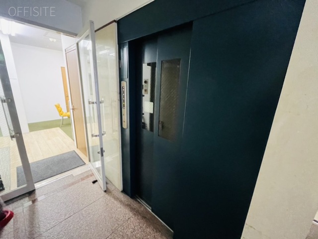 後藤ビル エントランス