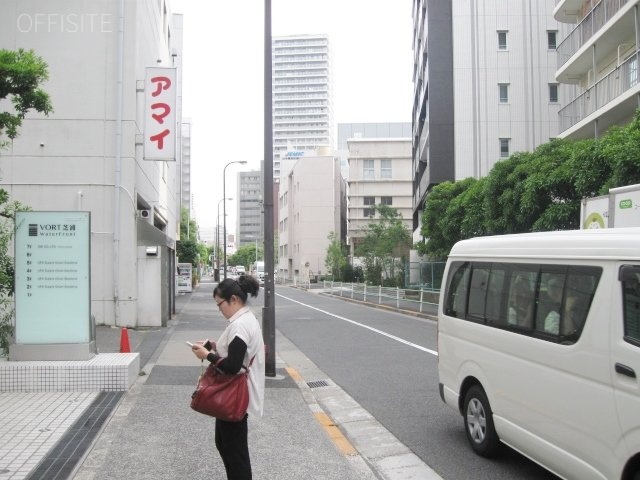 VORT芝浦WaterFront ビル前面道路