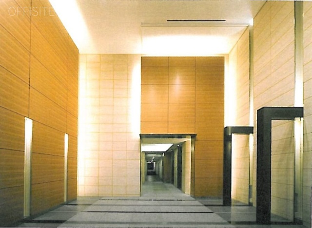 共同ビル神保町 エントランスホール