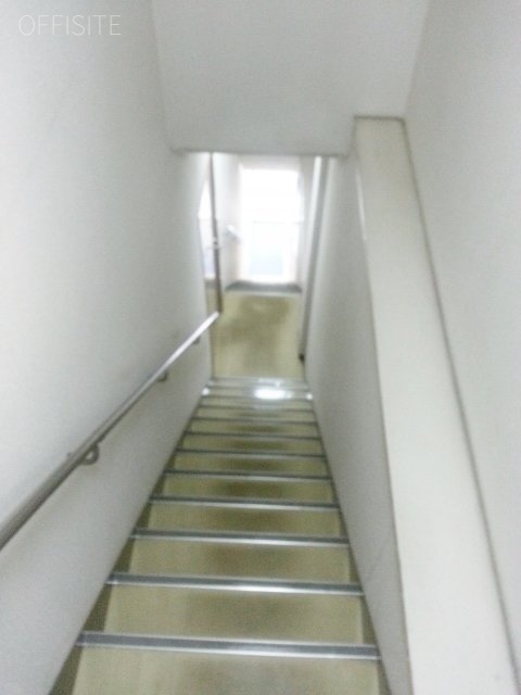 染谷ビル 階段