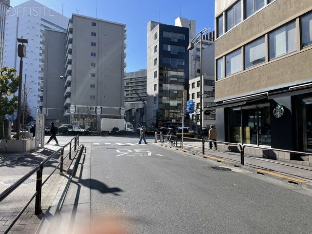 九段北1丁目ビル 側道