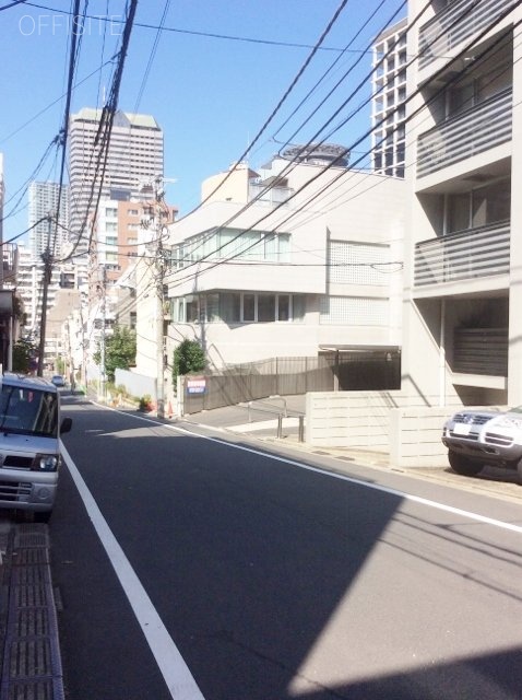 SKI赤坂 ビル周辺道路