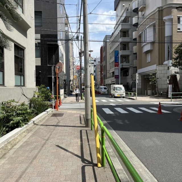 東方学会新館ビル 周辺