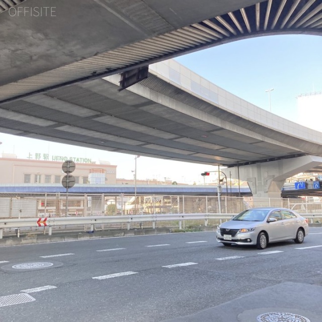 常陽上野ビル ビル前面道路