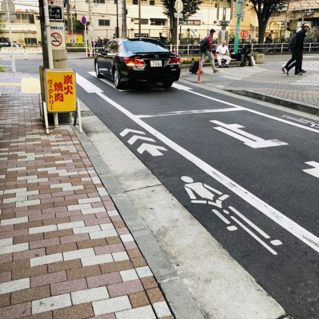 桜井ビル ビル前面道路