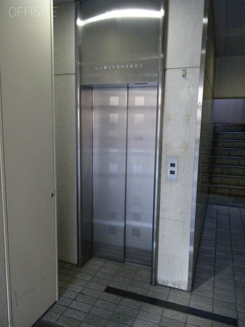 パーク八島ビル 画像