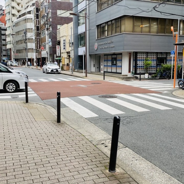 満留賀ビル ビル前面道路