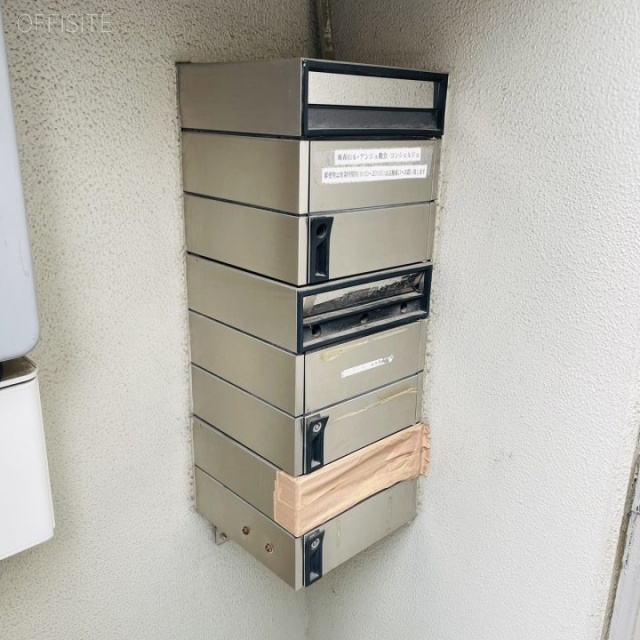 エムズ南青山ビル　郵便受け