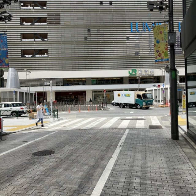 コンワセンタービル ビル前面道路