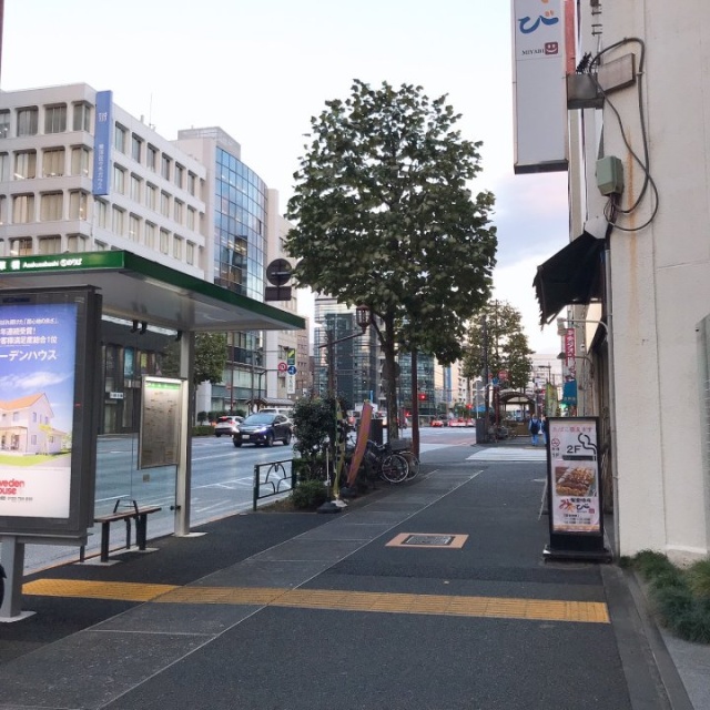 日本橋Kビル ビル前面道路