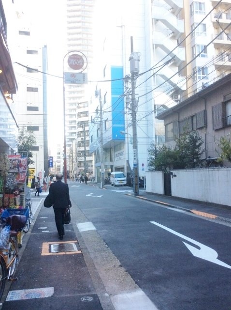 サワダビル ビル周辺道路