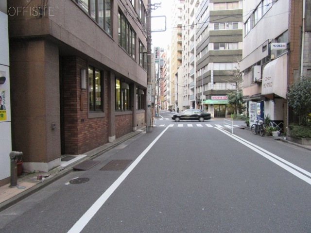 光陽ビル ビル前面道路