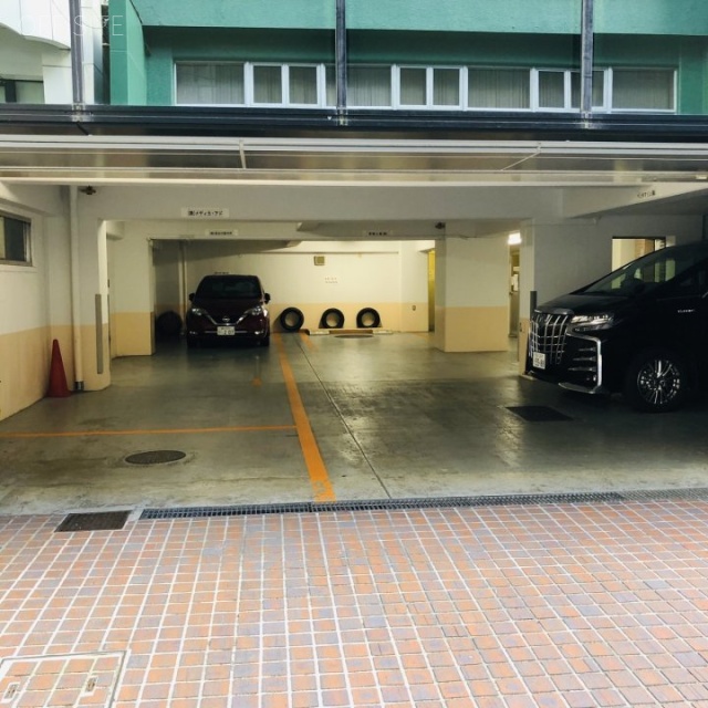 第2長谷川ビル 駐車場