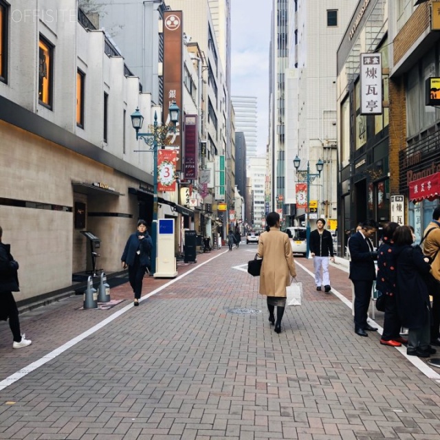 マツザワビル ビル前面道路